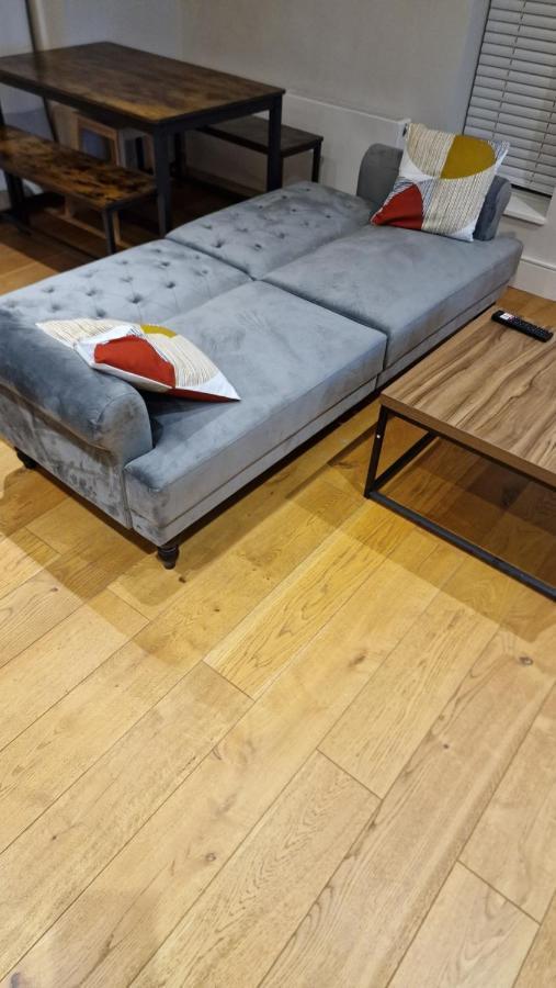London City Apartment 일링 외부 사진