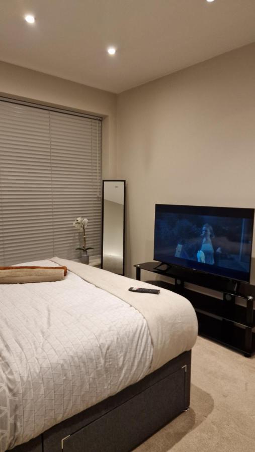 London City Apartment 일링 외부 사진